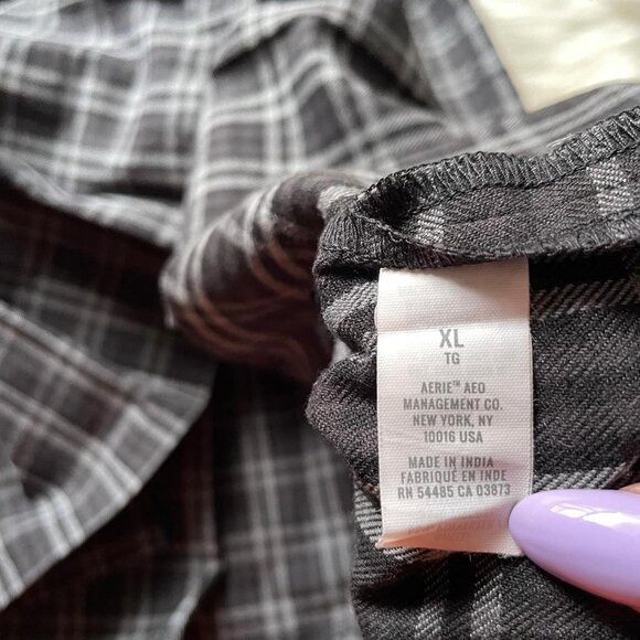 Aerie Grey Plaid Pleated Skirt - Picture 5 of 7